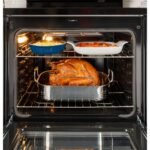 GE 30" Free-Standing Electric Convection Range GRF600AVBB - Image 7