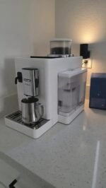 De’Longhi Rivelia Automatic Espresso Machine - Image 3